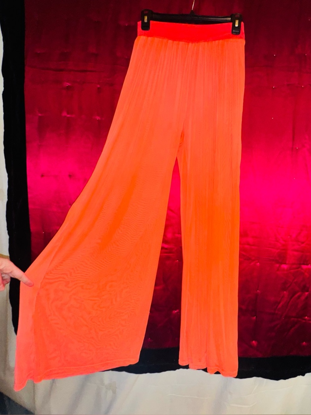 👑 MESH SIZE MEDIUM Fashion Nova Neon Orange Wide-Leg Pleated Pants